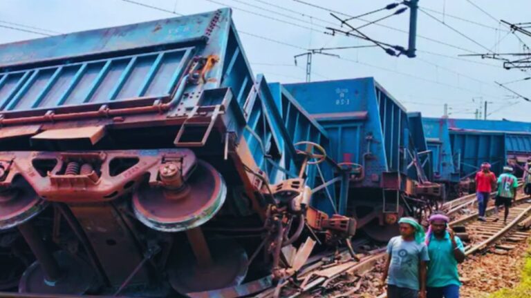 20 Wagons of Goods Train Derail in Jharkhand, Rail Services Severely Affected