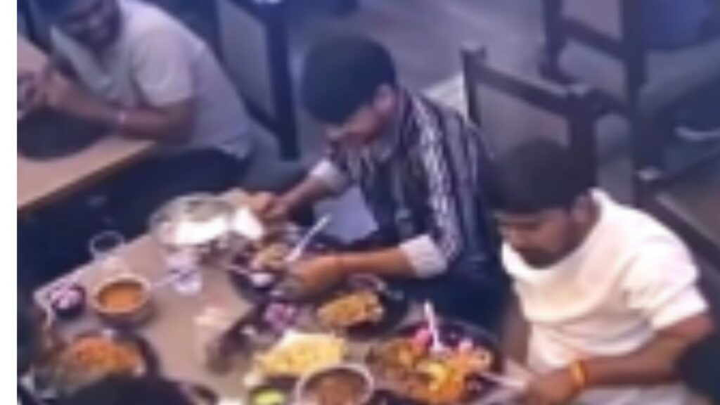 Diners Plant Meat Bone In Veg Biryani To Evade Bill,